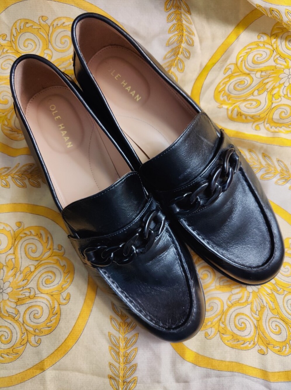 Cole Haan W27246 Stassi Chain Loafer in black leather, Size 10B Medium - Picture 12 of 13